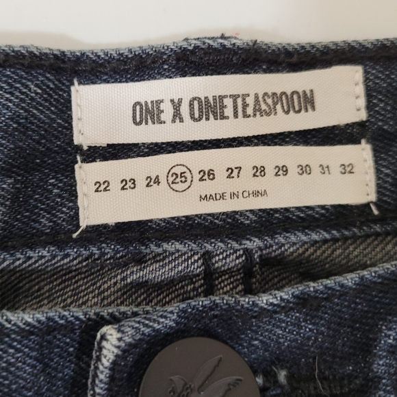 0ne Teaspoon Rollers Shorts jeans - Picture 10 of 11
